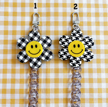 Load image into Gallery viewer, Checkered Smiley Flower Phone Case Chain