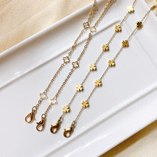 Load image into Gallery viewer, Four Leaf Clover Mask Holder, Eyeglass Chain