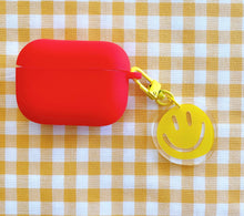 Load image into Gallery viewer, Cute Happy Smiley Face Keychain