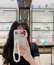 Load image into Gallery viewer, Pearl Keychain