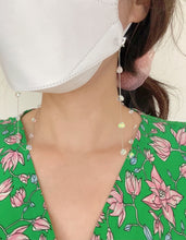 Load image into Gallery viewer, Beaded Heart Mask Chain Necklace Holder with Heart Clips