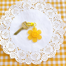 Load image into Gallery viewer, Cute Smiley Flower Keyring (pink, purple, yellow, green)