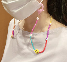 Load image into Gallery viewer, Cute Smiley Face and Beads Mask Necklace Holder with Pink Plastic Lobster Claw Clasp
