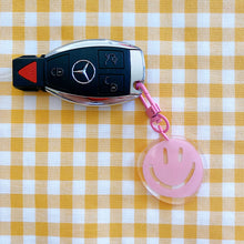 Load image into Gallery viewer, Cute Happy Smiley Face Keychain