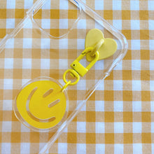 Load image into Gallery viewer, Cute Happy Smiley Face Keychain